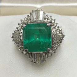 エメラルド 指輪 6.86ct エメラルド 指輪 6.86ct