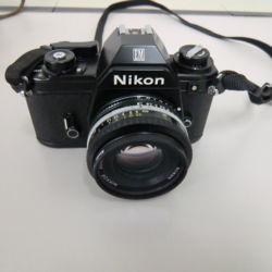 Nikon EM 一眼レフカメラ Nikon EM 一眼レフカメラ