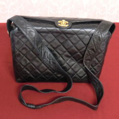 CHANEL ラムスキン ショルダーバック CHANEL ラムスキン ショルダーバック