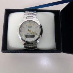 CASIO LINEAGE LCW-M200 CASIO LINEAGE LCW-M200