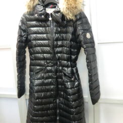 モンクレール ダウンコート モンクレール ダウンコート