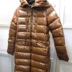 モンクレール ダウンコート モンクレール ダウンコート