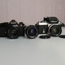 一眼レフカメラ Nikon F2 Nikon FM 24mm 1:2.8広角レンズ 一眼レフカメラ Nikon F2 Nikon FM 24mm 1:2.8広角レンズ