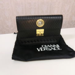 ヴェルサーチ 太陽 クレカレザークラッチセカンドバック ヴェルサーチ 太陽 クレカレザークラッチセカンドバック